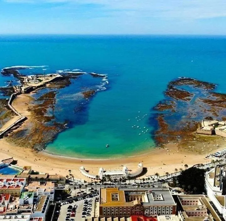 Apartamento Bonito piso Cádiz zona playa de la caleta España