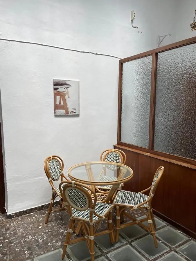 Apartamento Bonito piso Cádiz zona playa de la caleta 0*,  España